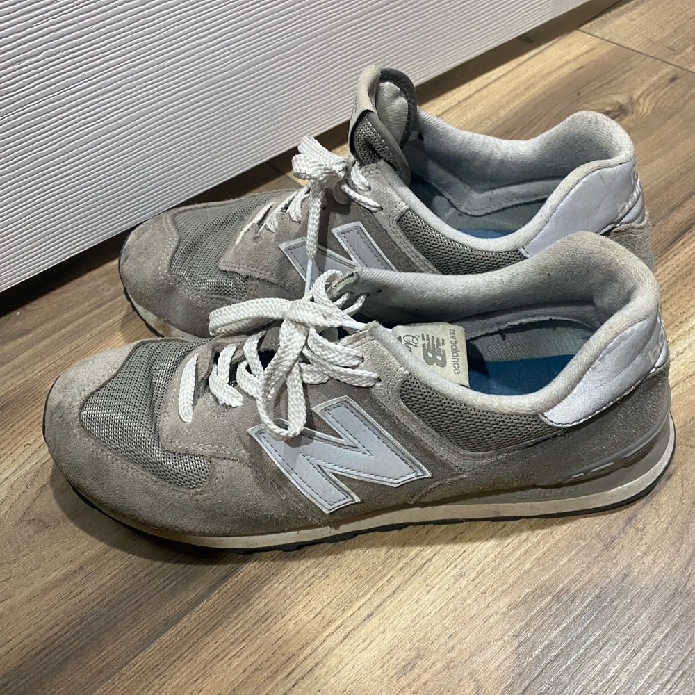 Men’s New Balance 574 sneakers